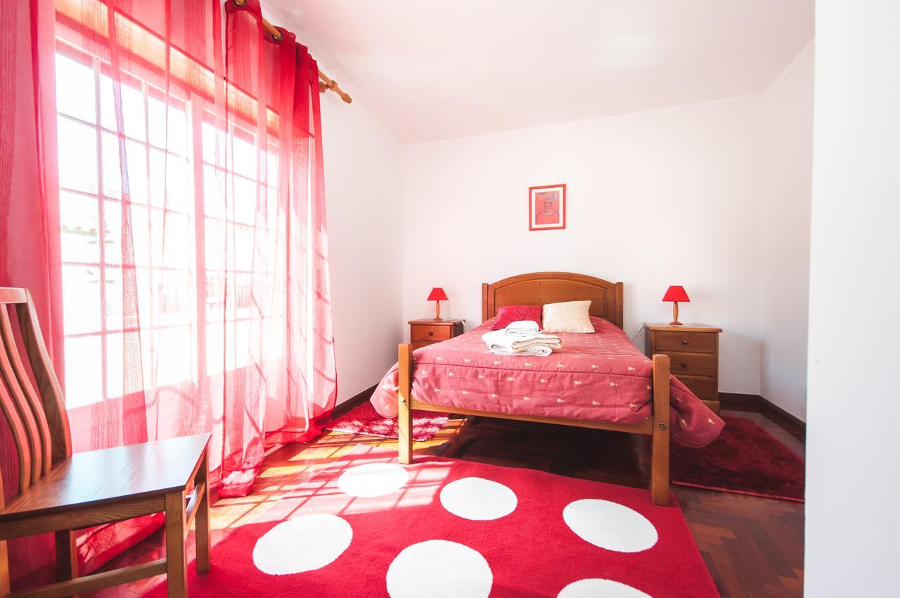 Rivers Nation Surf Camp Bed and Breakfast Atouguia Da Baleia Exterior foto
