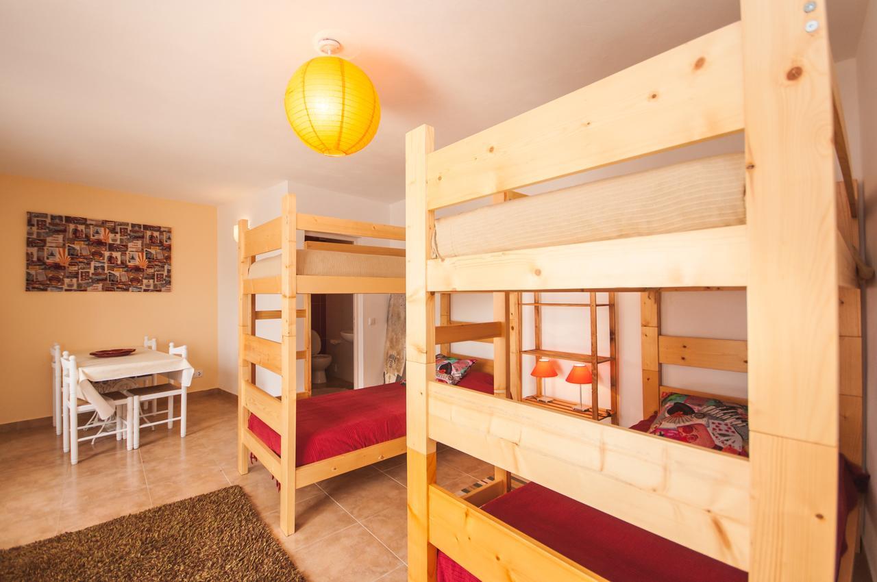 Rivers Nation Surf Camp Bed and Breakfast Atouguia Da Baleia Exterior foto