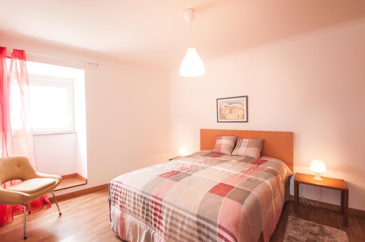Rivers Nation Surf Camp Bed and Breakfast Atouguia Da Baleia Exterior foto